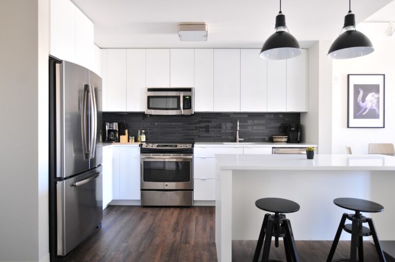 The Benefits of Upgrading Your Kitchen with New Technology